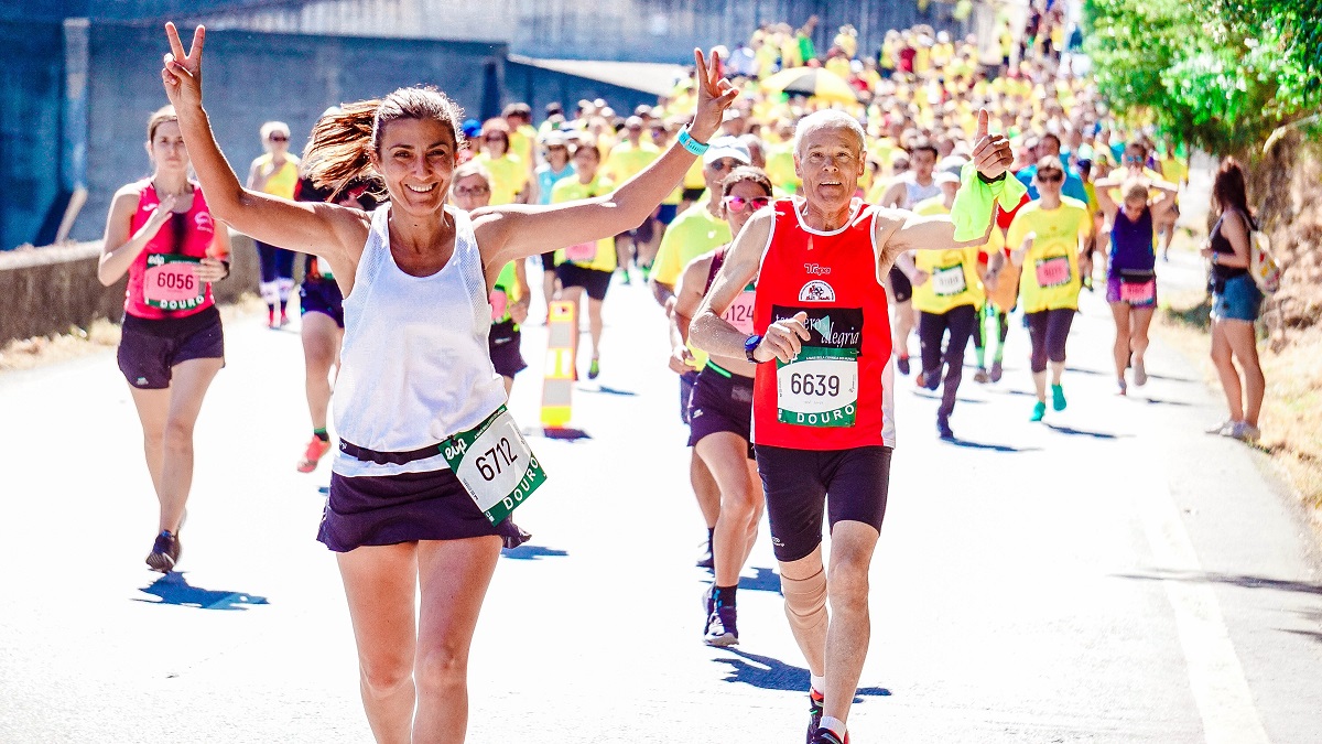 photo of a group of people running a marathon